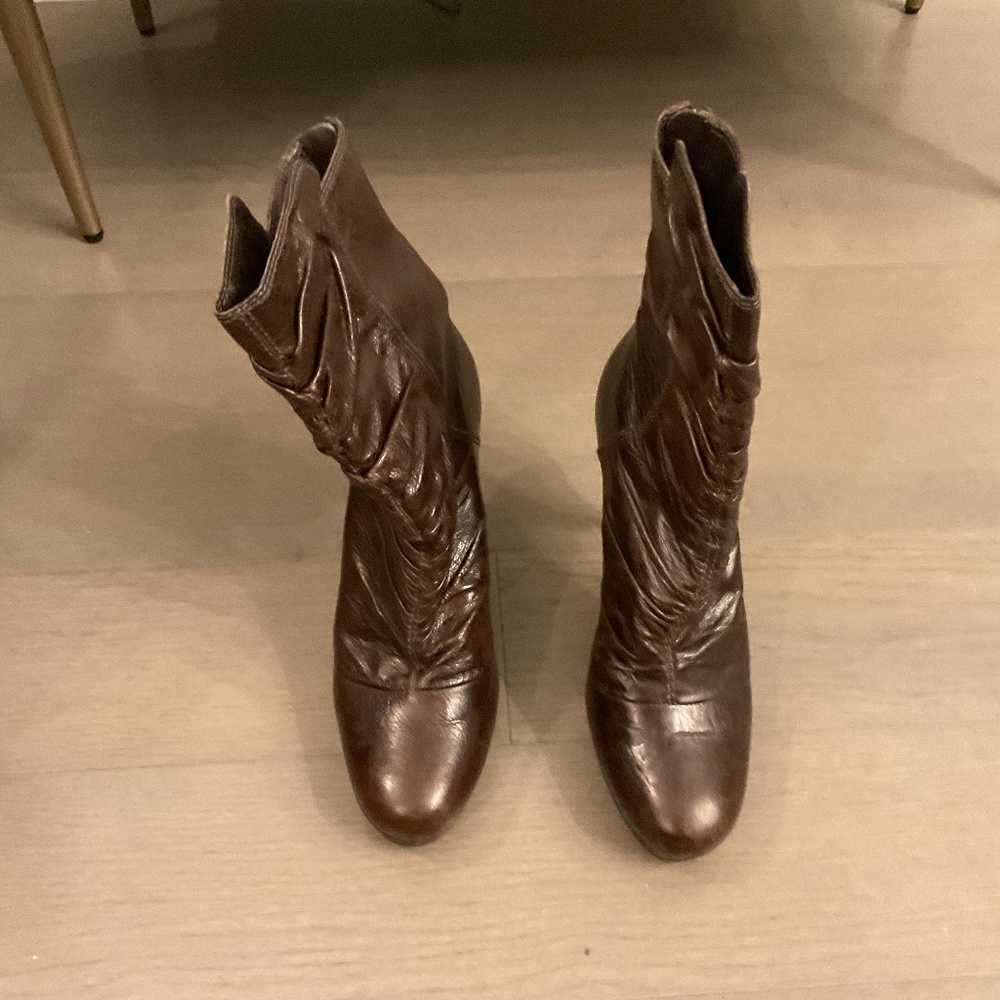 Juicy Couture Vintage Leather booties